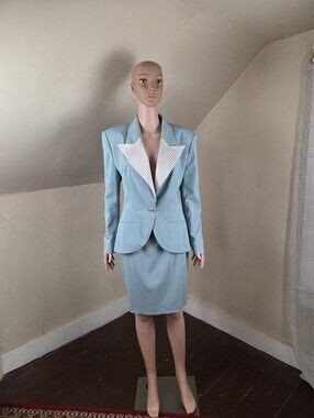 Tarlazzi II VTG‎ Wool Blend Skirt Suit Set Blue Contrast Lapel Size 12 France